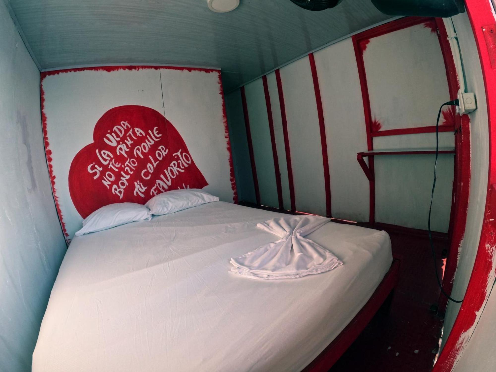 Hostel Bunker Peru Playa Blanca Luaran gambar